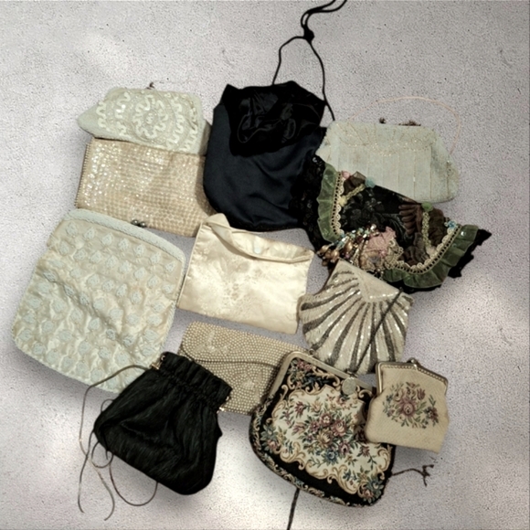Handbags - 12 Vintage Elegant Women's Clutch/Purse Set